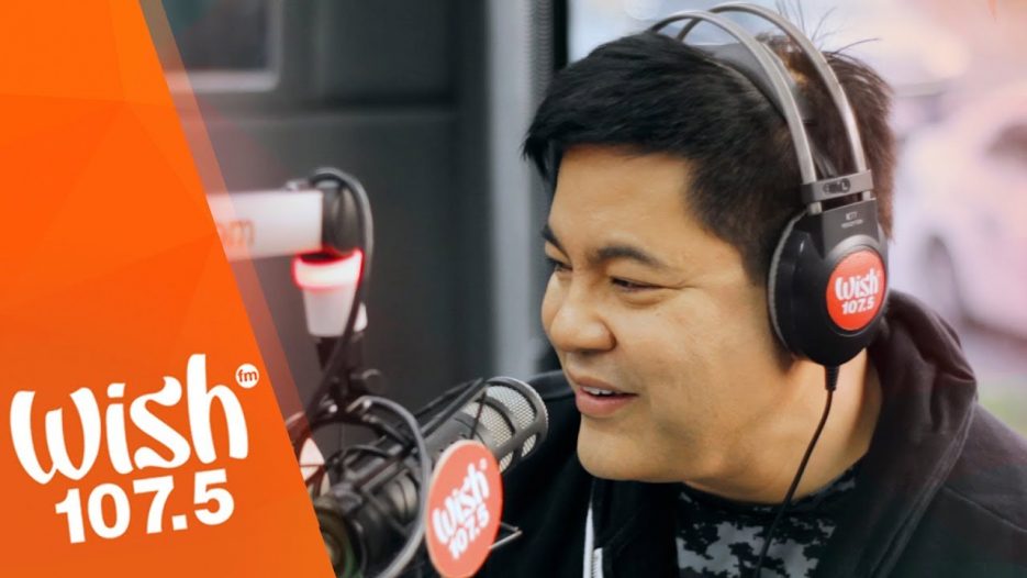 Martin Nievera performs «You Are My Song» LIVE on Wish 107.5 Bus