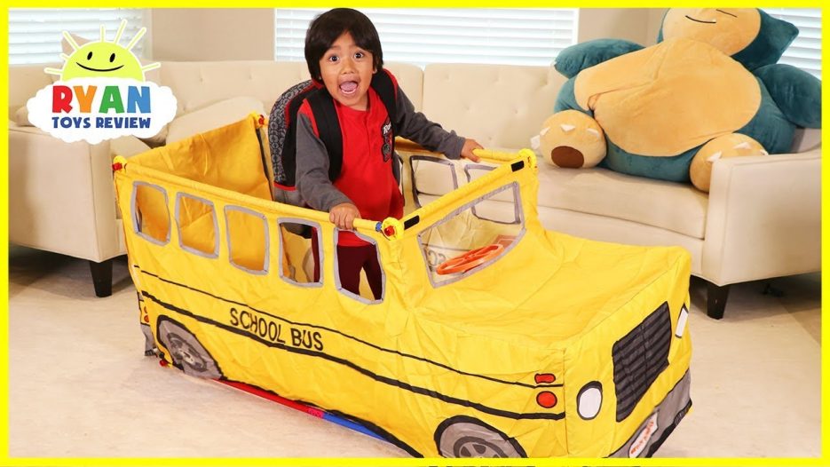 Ryan Pretend Play with School Bus Tent!